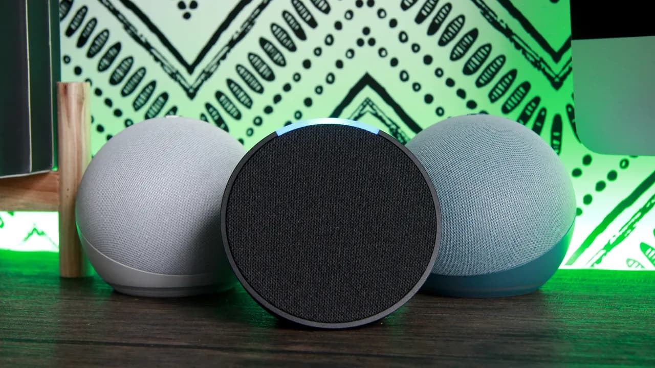 difference between echo dot and echo pop