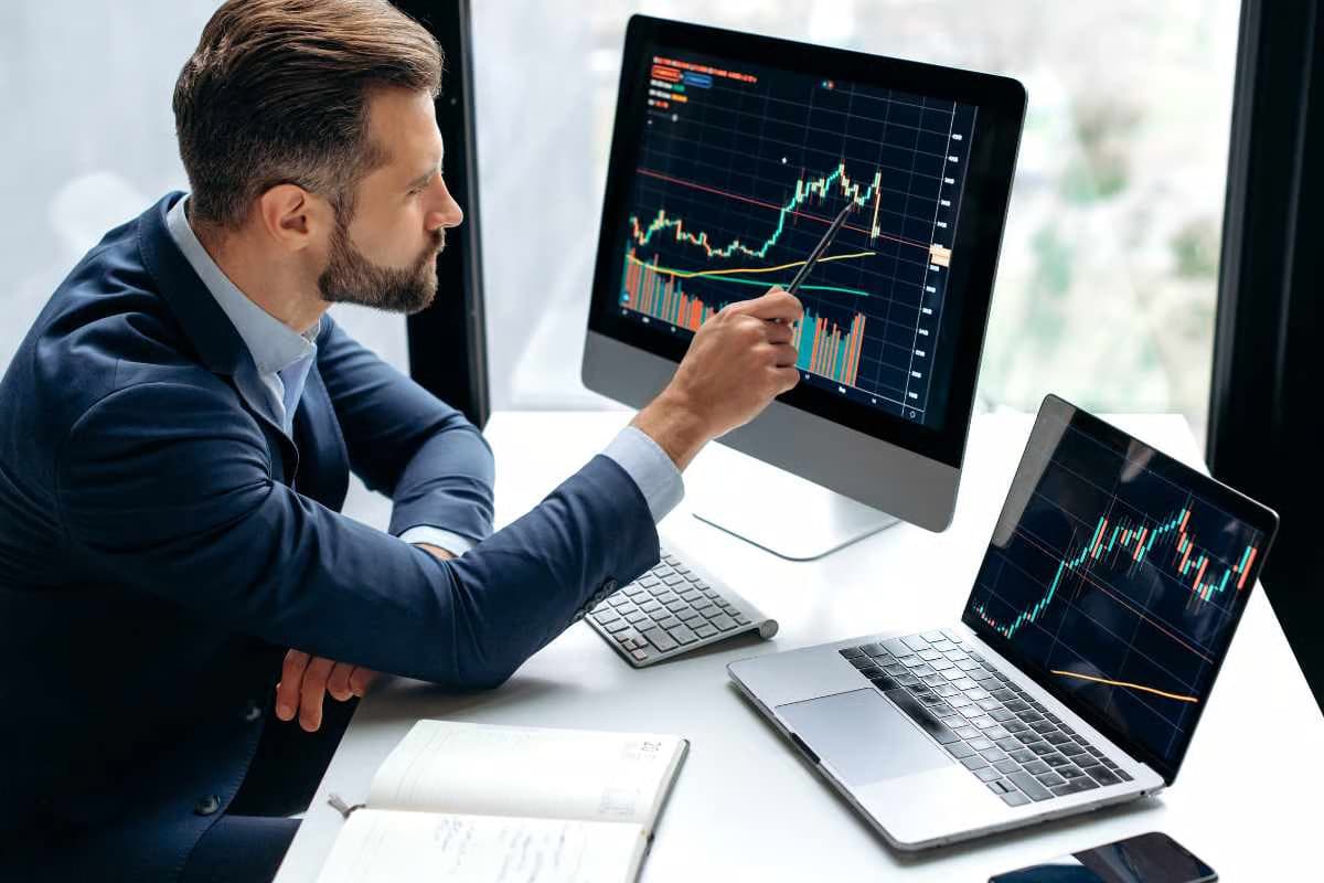 Real-Time Insights: Analyzing the Bitcoin Price Live Chart for Smart Trading