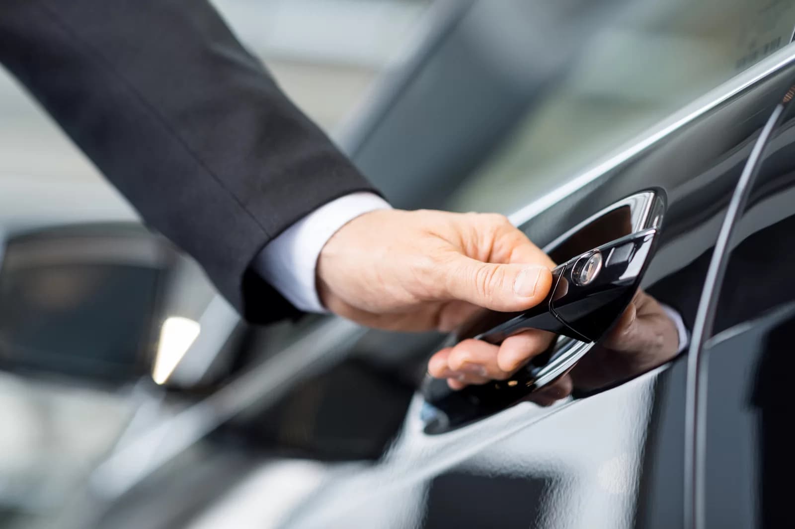 Direct Limo Service Vancouver to Seattle for Business & Leisure